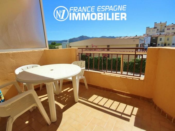 immo espagne costa brava - studio with terrace and parking, near beach and shops