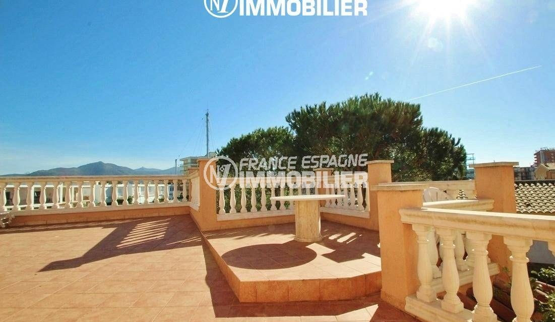 roses immobilier: villa ref.2826, mountain views from the terrace