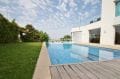 vente immobiliere costa brava: villa 476 m², terrasse entretenue avec piscine et douche extérieure