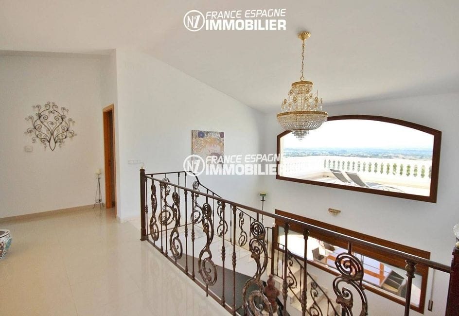 acheter sur la costa brava: villa 516 m², palier du dernier étage vue mer