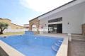 immo empuriabrava: villa 254 m², aperçu de la piscine de 8 m x 4 m accès salon