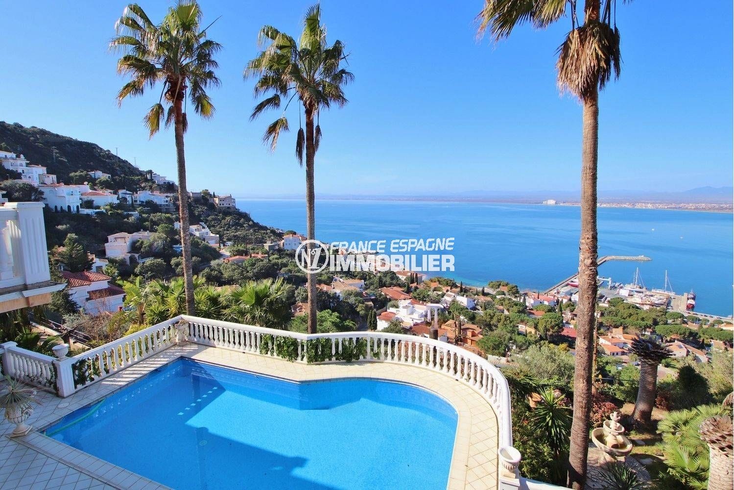 Roses - luxury villa with breathtaking view of the port and bay