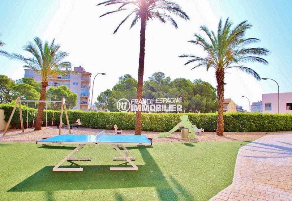 residence santa margarita rosas, avec piscine et vue canal, appartement 69 m² à vendre