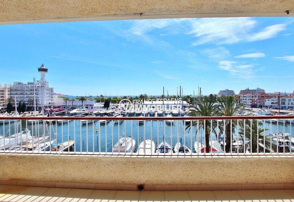 apartment empuriabrava, 81 m² with terrace sea and canal view