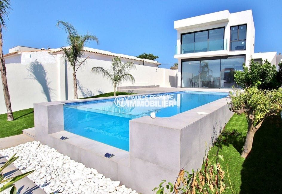 Villa Empuriabrava moderne piscine et amarre 12m