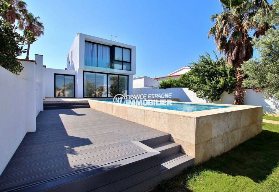achat maison costa brava, ref.3721, construction moderne avec piscine et amarre