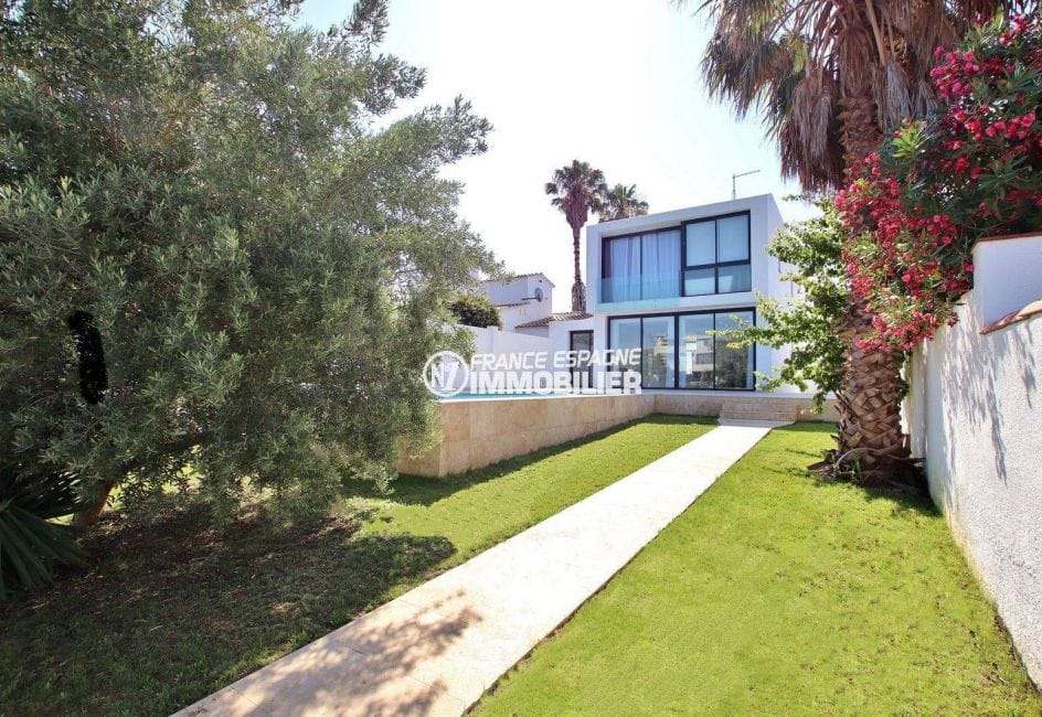 immobilier empuria brava: villa ref.3721, construction moderne 187 m² sur terrain 500 m²