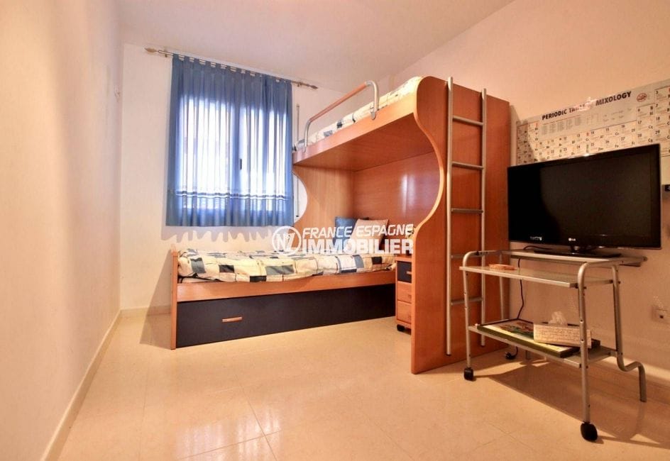 agence immobiliere francaise empuriabrava: appartement ref.3745, chambre double lit