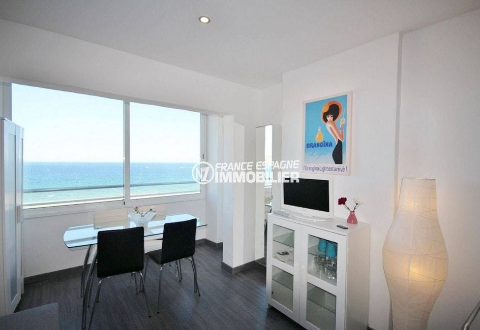 real estate ampuriabrava: studio ref.3772, beautiful sea view, near beach