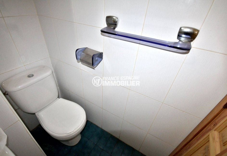 agence immo empuriabrava: studio ref.3788, toilettes dans la salle d'eau