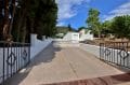 la costa brava: villa 167 m², aperçu du portail qui donne accès à la propriété