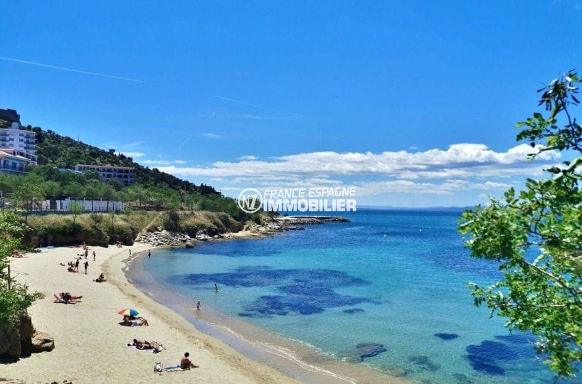 la costa brava: villa ref.3773, une plage de roses aux alentours