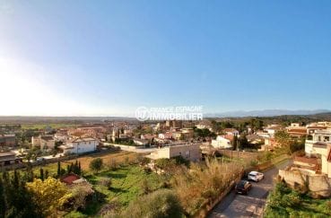 real estate agency costa brava: apartment ref.3823, duplex with parking and basement