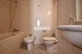 vente villa costa brava, ref.3807, salle de bains avec bidet, wc, et vasque avec rangements