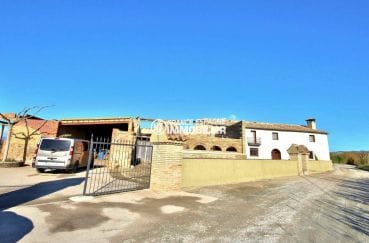 for sale empuriabrava: partially renovated farmhouse, ref.3844, with land of 70 109 m².