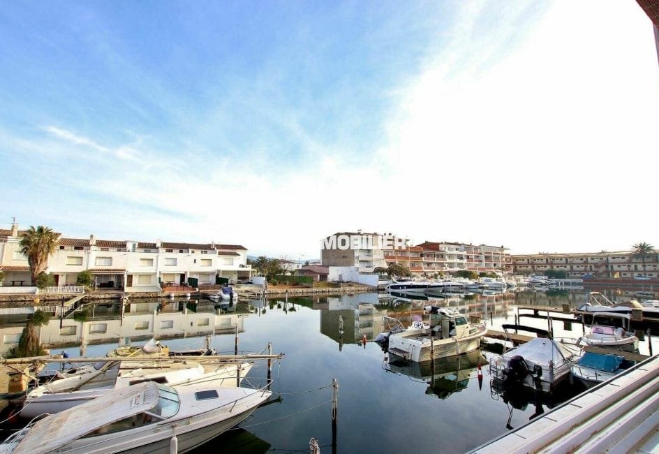empuriabrava immobilier: superbe vue sur la marina depuis la terrasse de l'appartement ref.3877, à vendre