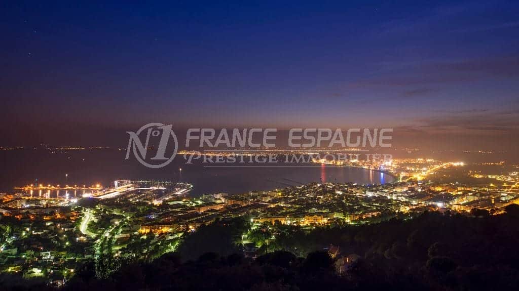 AdobeStock_215595699