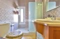 rosas immobilier: villa72 m², salle d'eau avec douche, meuble vasque et wc