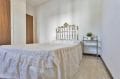 agence empuriabrava: villa 160 m², chambre 2 avec un lit simple et placards