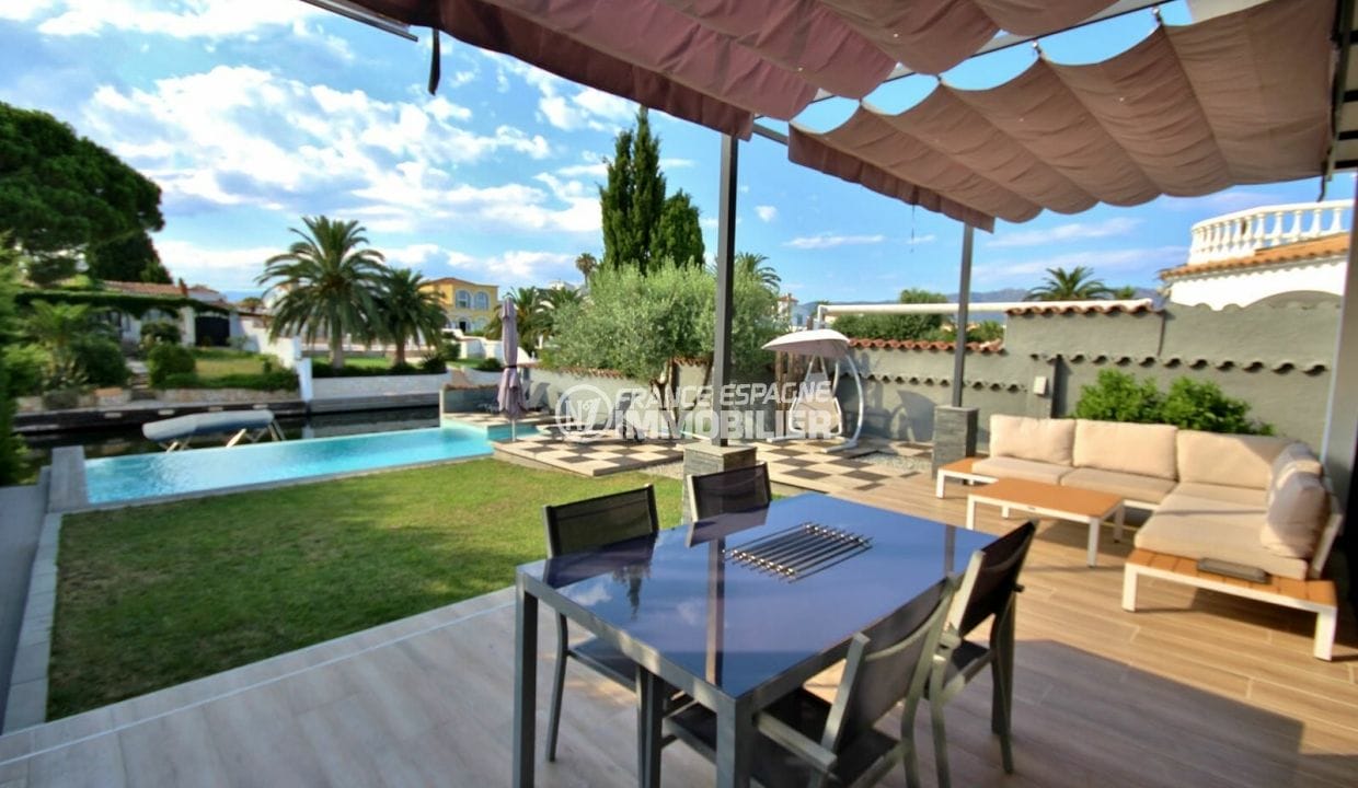 maison a vendre empuria brava, proche plage, terrain de 499 m² avec piscine