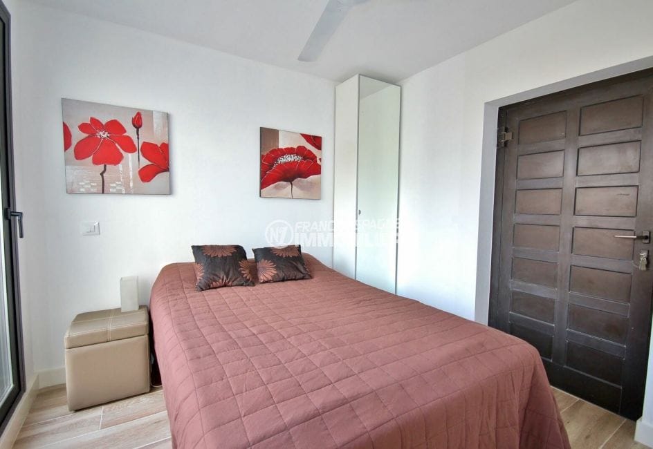maison à vendre à empuriabrava, 179 m², deuxième suite parentale lit double et placards