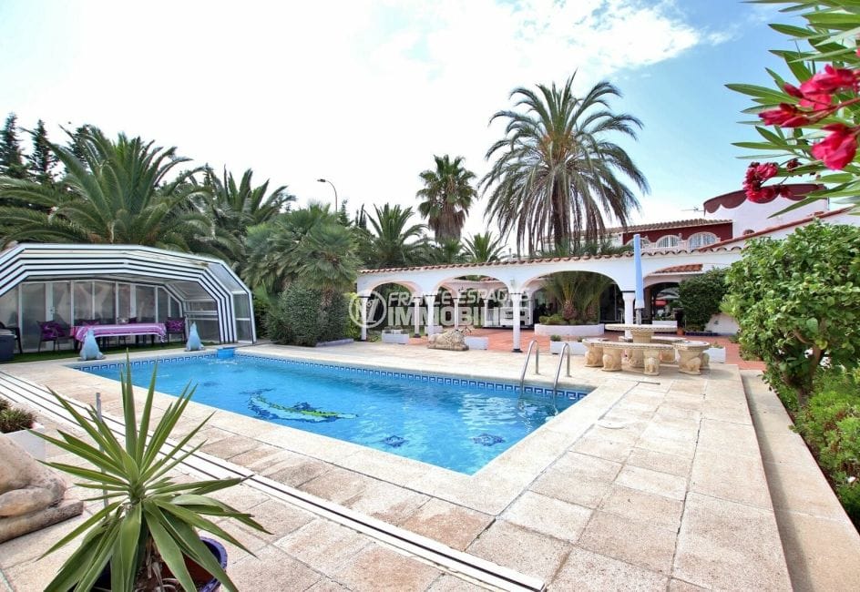 agence immobilière costa brava: villa 544 m², piscine de 9 m x 4 m avec abri pour l'hiver