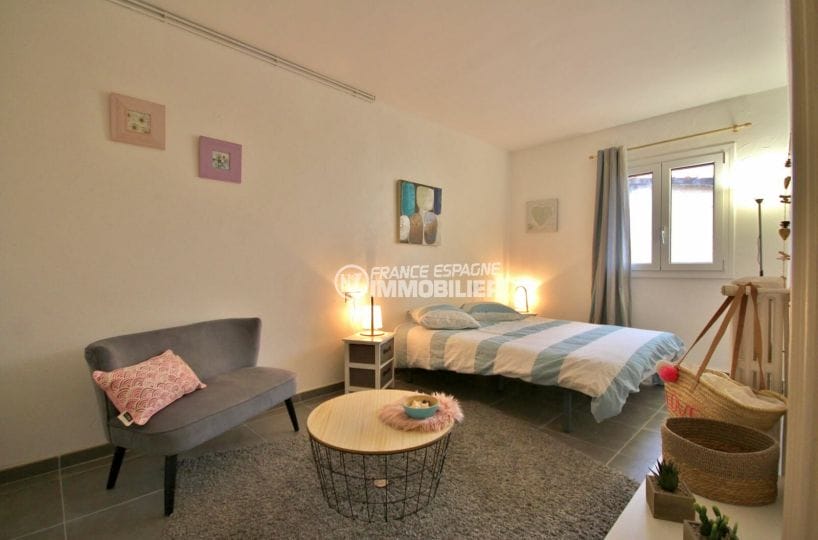 appartement à vendre à rosas espagne, 88 m², deuxième chambre avec lit double et rangements
