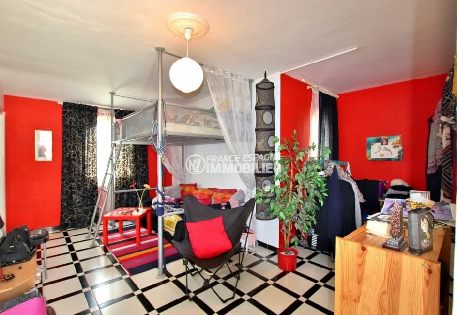 vente immobilière costa brava: villa 544 m², chambre 3 avec lit superposé et rangements