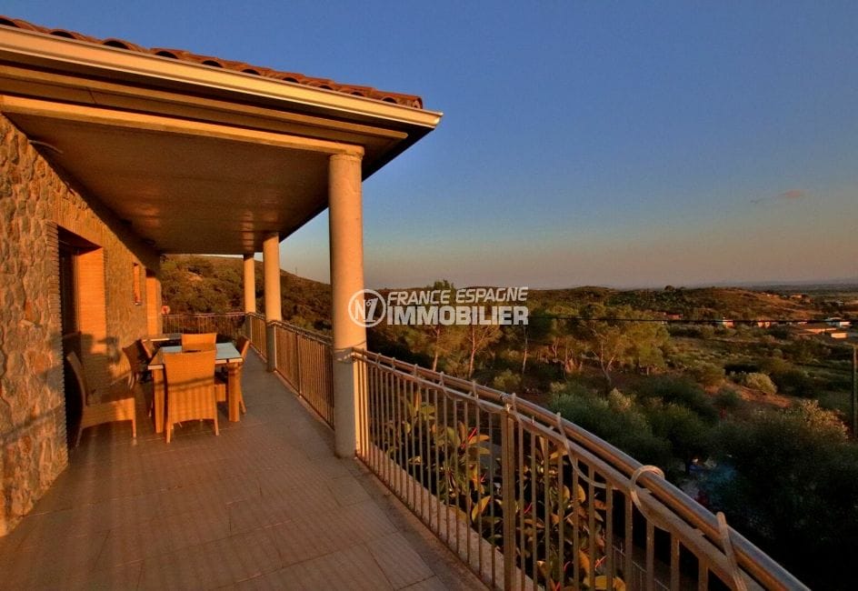 acheter sur la costa brava: villa 500 m², magnifique vue dégagée depuis la terrasse à l'étage