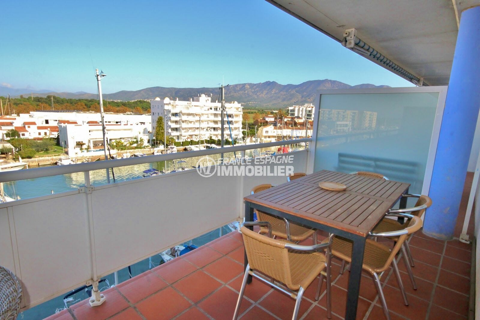 vente appartement rosas, atico belle vue marina terrasse solarium, parking et piscine