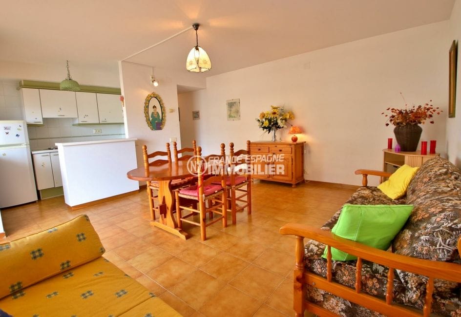 achat appartement rosas espagne: 51 m², salon / séjour avec cuisine ouverte