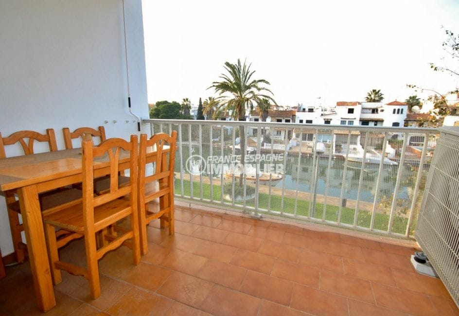 appartement a vendre empuriabrava: 2 pièces 37 m², terrasse avec vue canal, plage 600 m