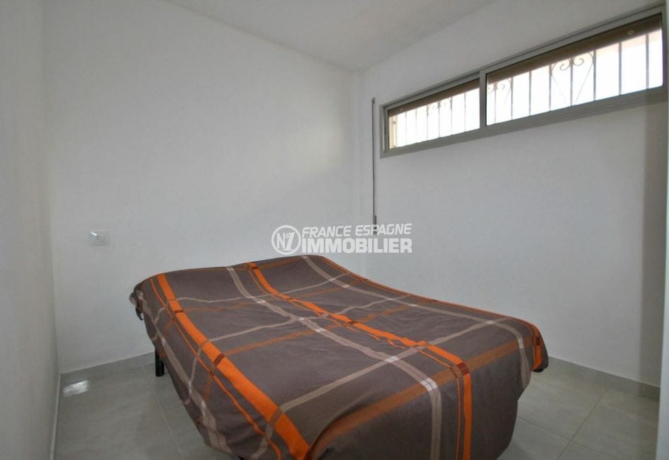 achat appartement empuriabrava: 2 pièces 37 m², chambre à coucher avec climatisisation