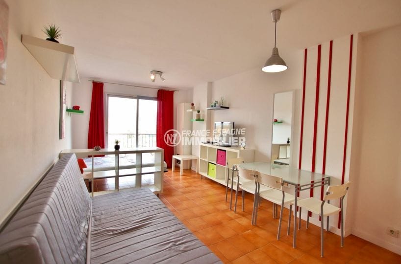 agence immobiliere costa brava: studio 26 m², pièce à vivre avec terrasse vue mer