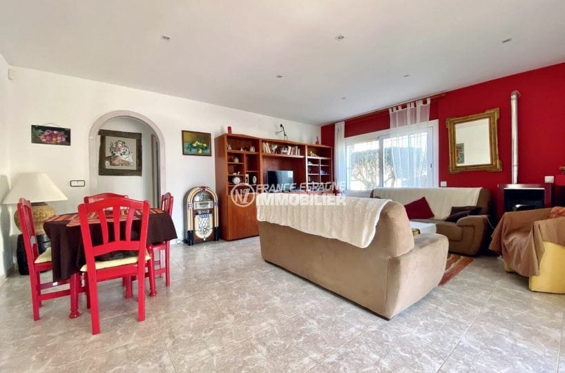 acheter maison costa brava, 136 m², salon / salle à manger avec spots au plafond