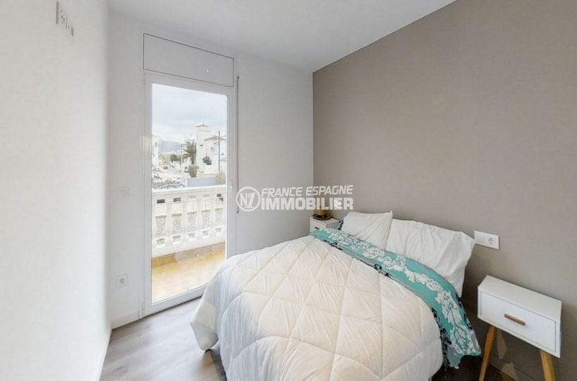 maison a vendre empuriabrava avec amarre, 178 m², jolie chambre à coucher avec terrasse