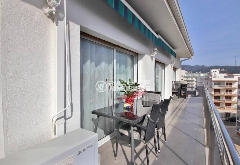 vente appartement rosas, 3 chambres 74 m² avec grande terrasse orientée sud