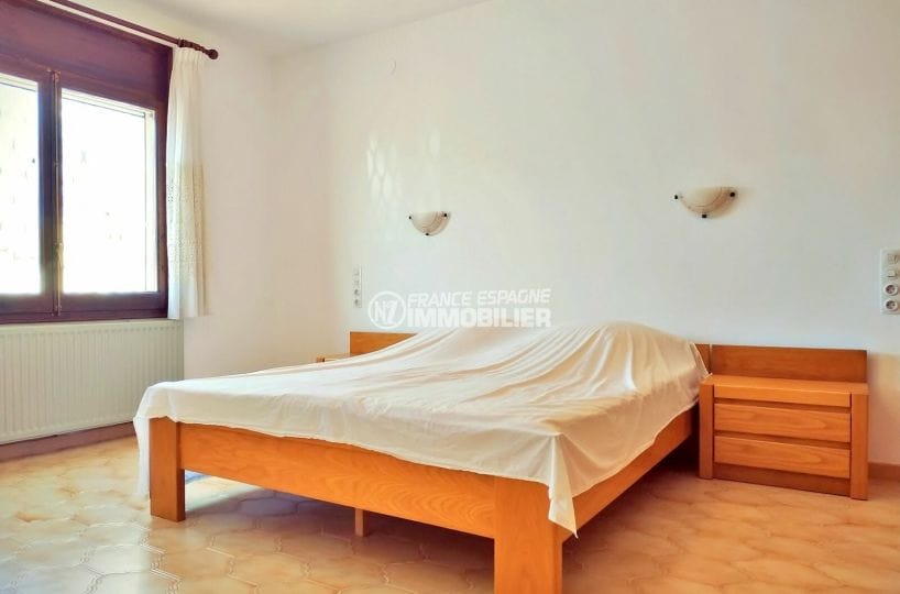 agences immobilières empuriabrava: villa 168 m², chambre à coucher, lit double