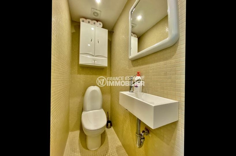 empuriabrava appartement à vendre, 69 m², wc indépendant avec lavabo