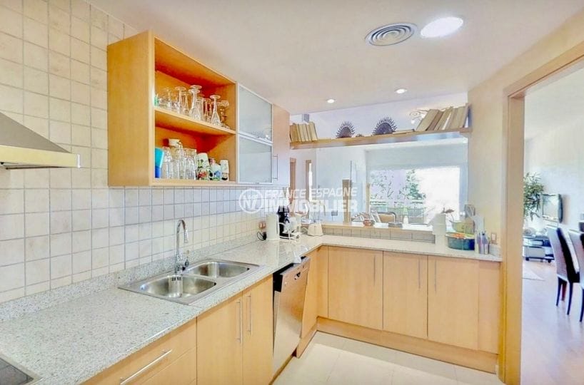 acheter appartement costa brava, 5 pièces 136 m², cuisine équipée, four, hotte
