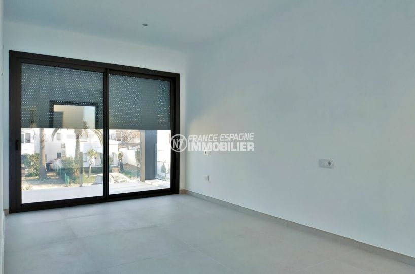 maison à vendre empuriabrava, villa 200 m² avec amarre, chambre à coucher avec terrasse