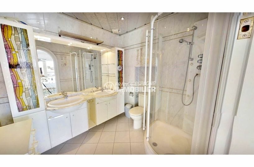 acheter maison costa brava, 5 pièces 122 m², salle d'eau avec douche et wc