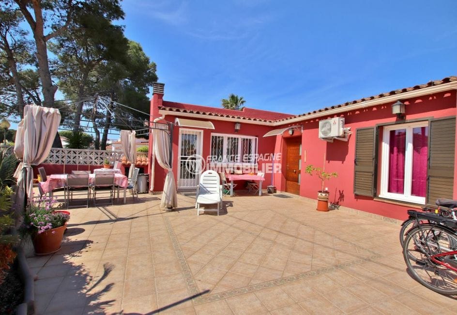 santa margarita espagne: villa 109 m² avec terrasse solarium, proche plage et commerces