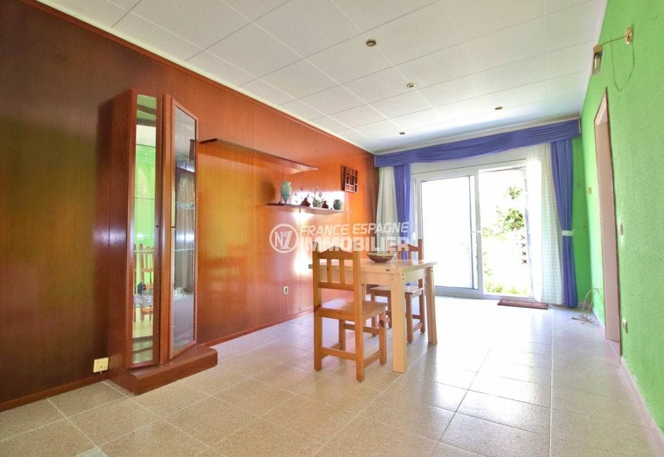 achat maison costa brava, 105 m² avec terrasse, salle à manger, spots au plafond