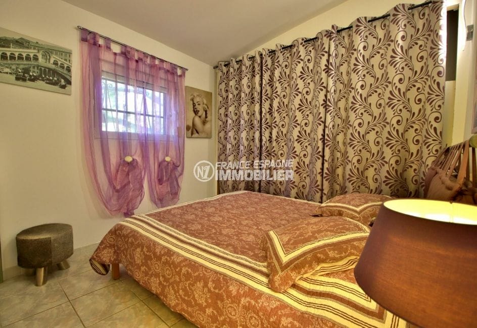 vente immobilière rosas: villa 3 pièces 92 m², 1° chambre à coucher, lit double