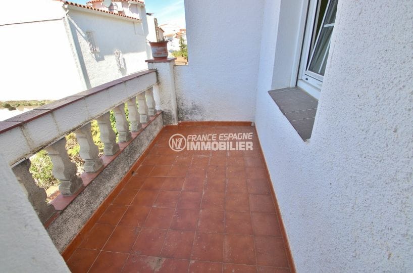 vente empuriabrava: villa 105 m² avec balcon