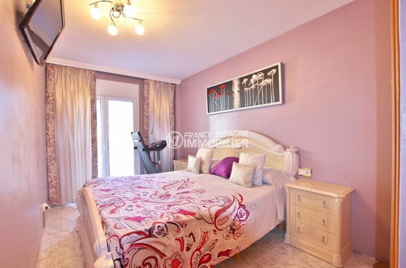 appartement à vendre roses espagne, 4 pièces 96 m², 1° chambre à coucher, terrasse