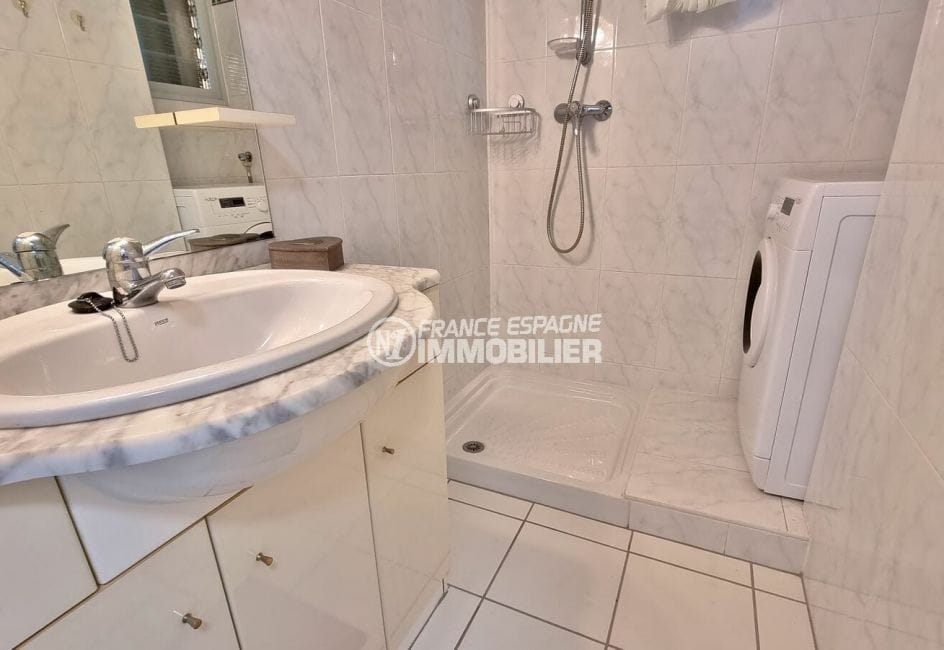 acheter appartement rosas, 2 pièces 46 m², salle d'eau avec douche, branchement lave-linge