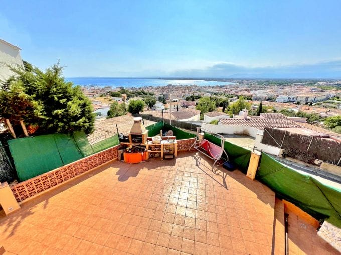 house for sale in rosas, 136 m² with 4 bedrooms, south-west exposure, sea view
