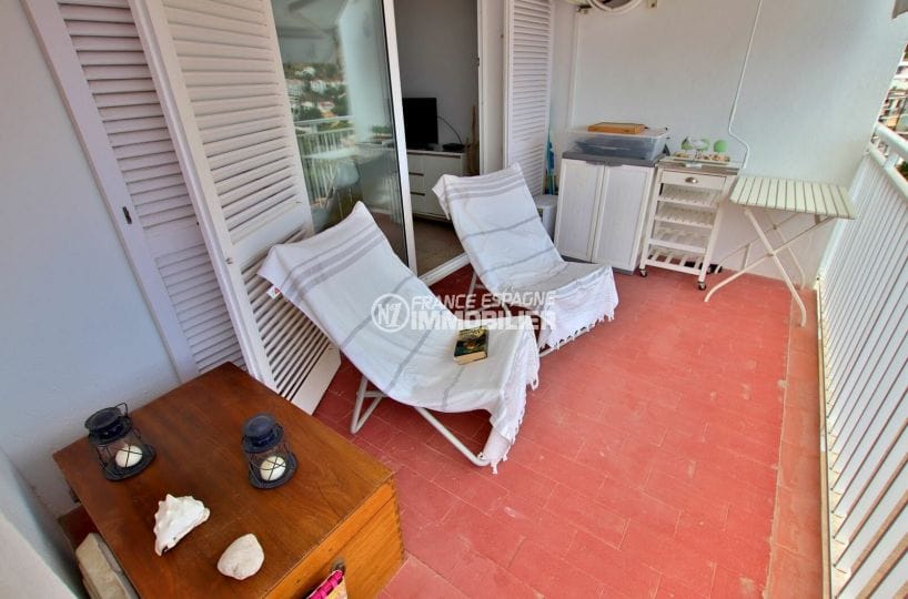 immobilier costa brava vue mer: 3 pièces 44 m² terrasse, chaises longues